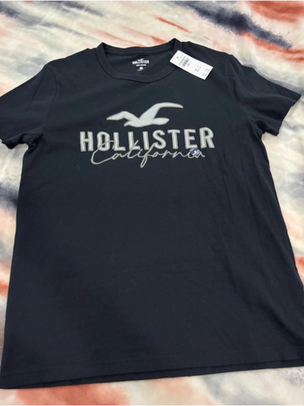 Hollister Women's Dark Navy Graphic Logo Tee